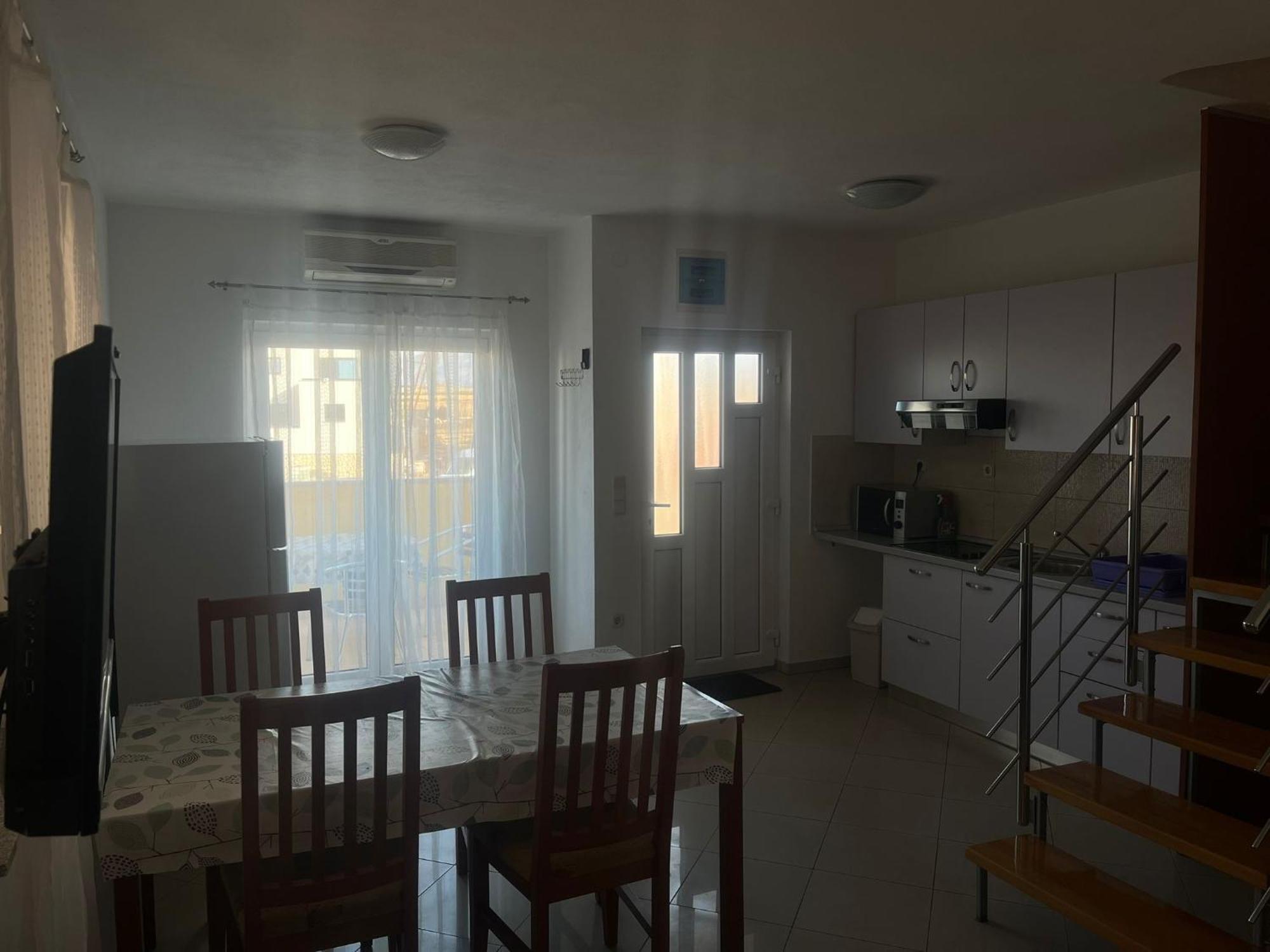 Apartments Iva Povljana Bagian luar foto